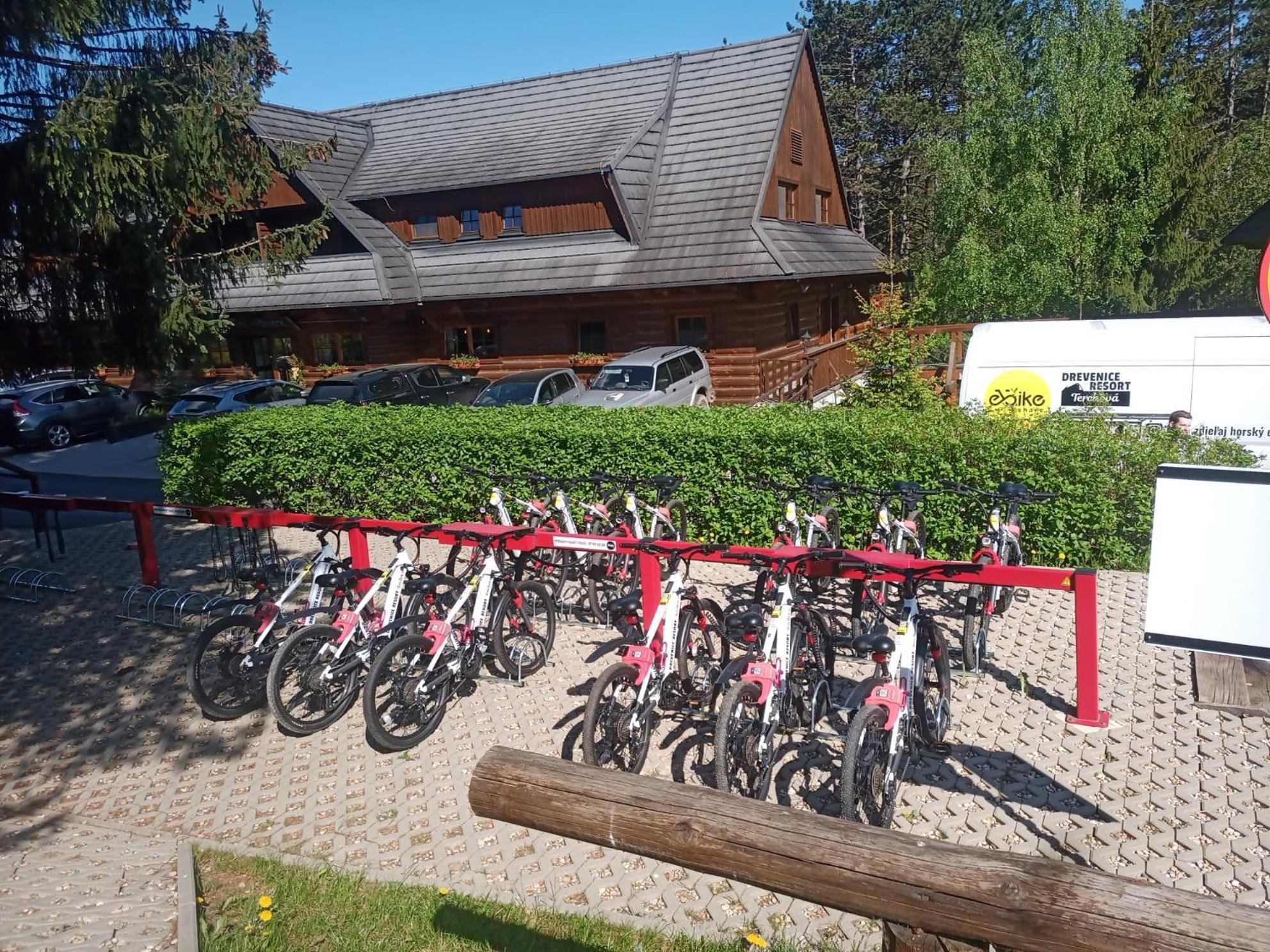 Resort Drevenice Terchová Exteriör bild
